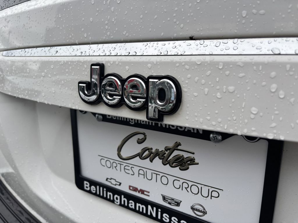 Used 2014 Jeep Compass Sport image 10