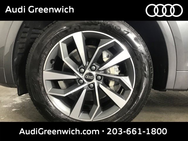 Used 2023 Audi Q5 2.0T Premium w/ Convenience Package AWD/4WD image 29
