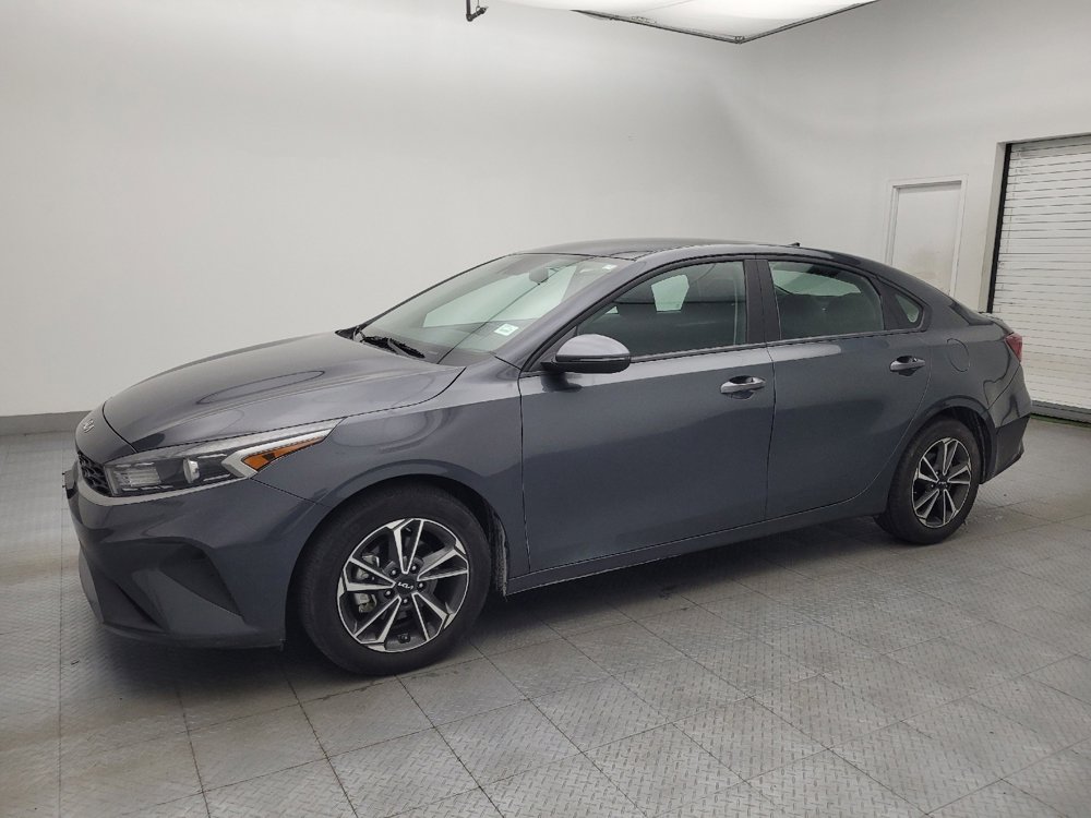 Used 2022 Kia Forte LXS w/ LXS Technology Package image 2