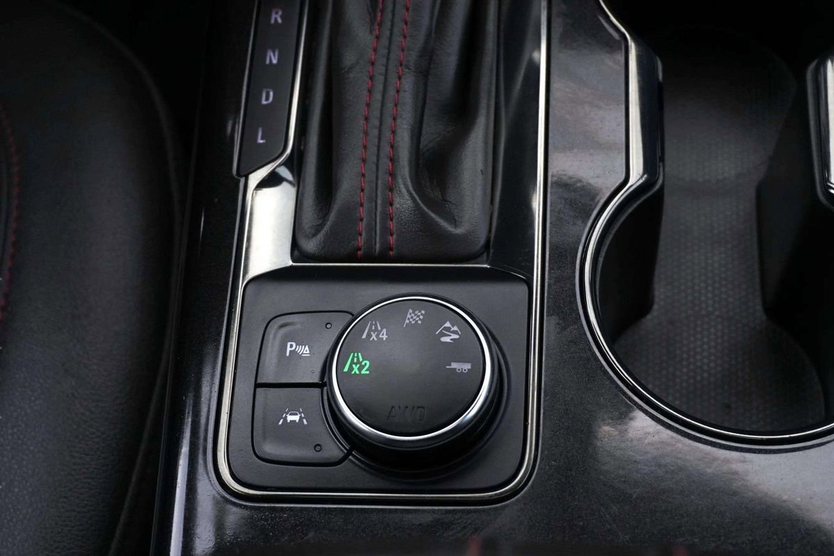 Used 2022 Chevrolet Blazer RS w/ Enhanced Convenience Package image 24