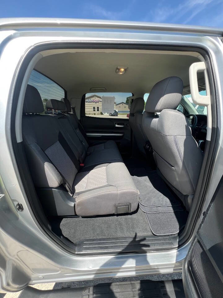 Used 2014 Toyota Tundra SR5 w/ SR5 Upgrade Package RWD image 17