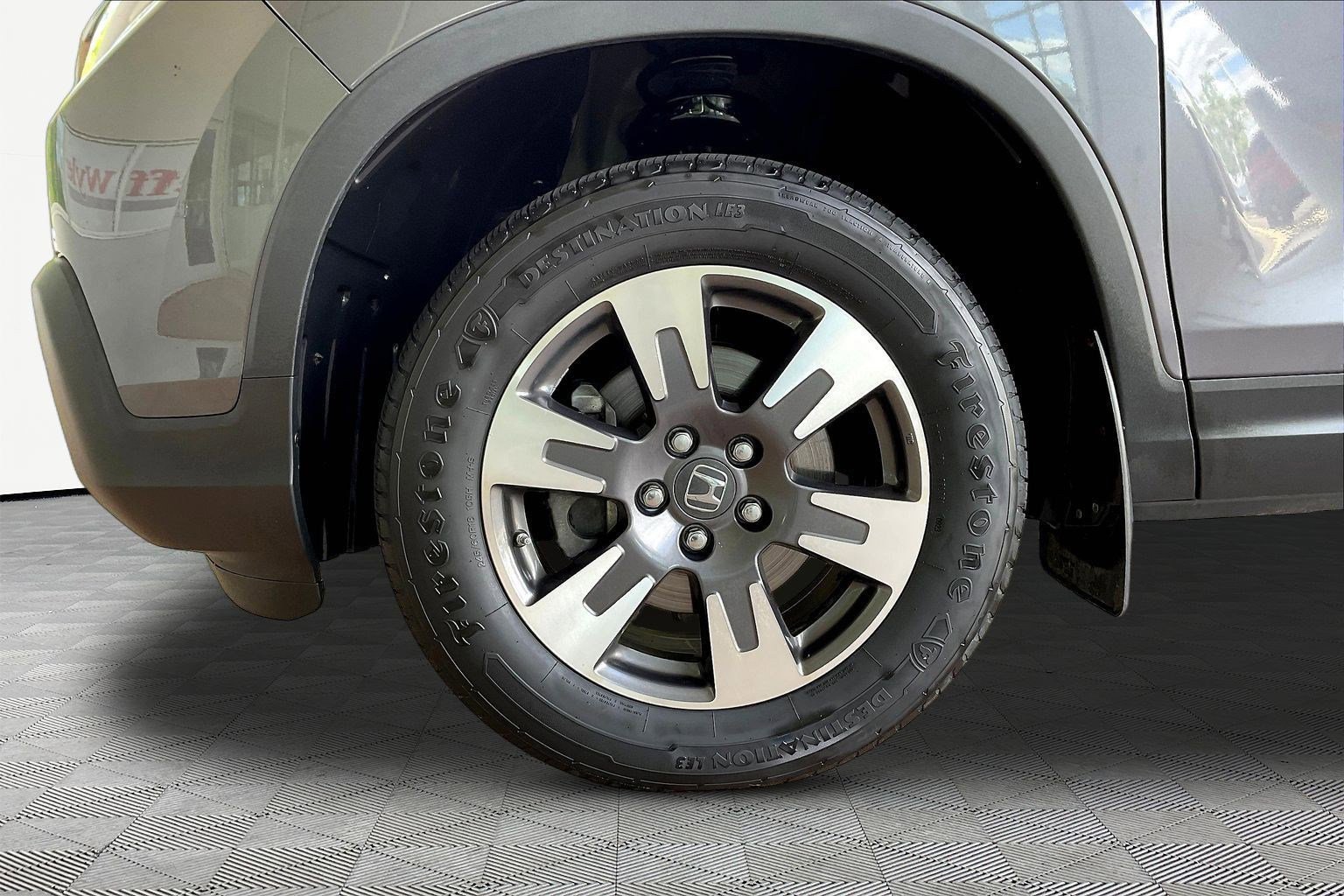 Used 2019 Honda Ridgeline RTL image 33