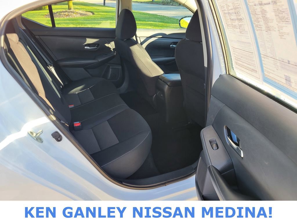 Used 2022 Nissan Sentra SV image 43