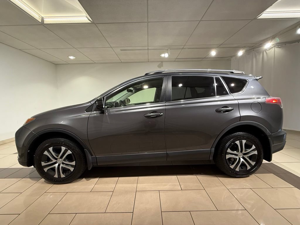 Used 2018 Toyota RAV4 LE w/ All Weather Liner Package AWD/4WD image 2