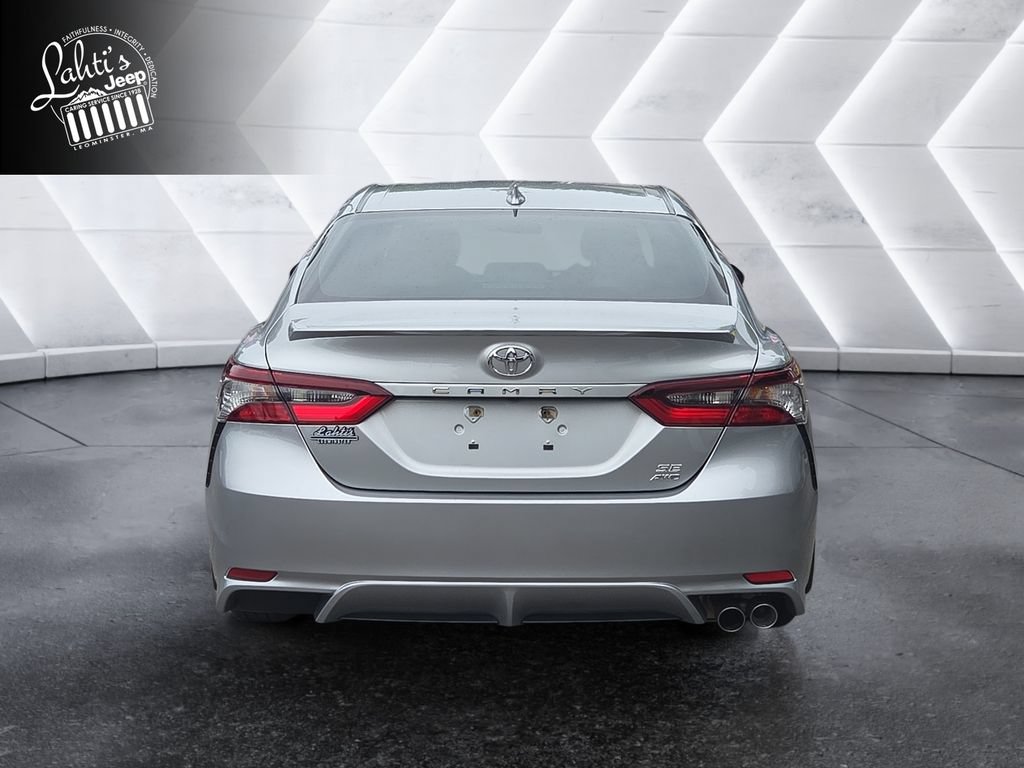 Used 2023 Toyota Camry SE AWD/4WD image 5