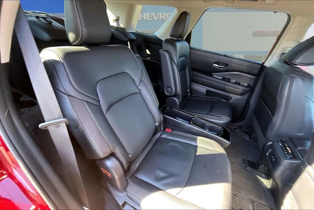 Used 2023 Nissan Pathfinder SL w/ SL Premium Package image 25