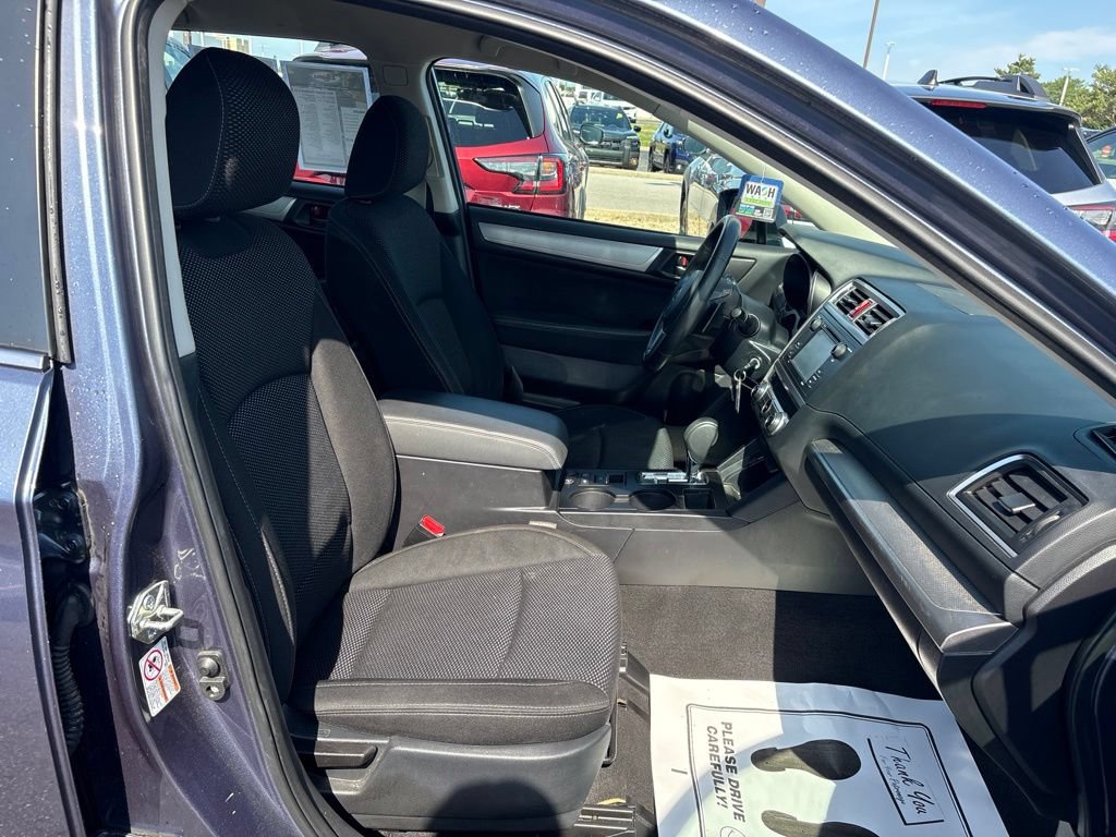 Used 2017 Subaru Outback 2.5i AWD/4WD image 10