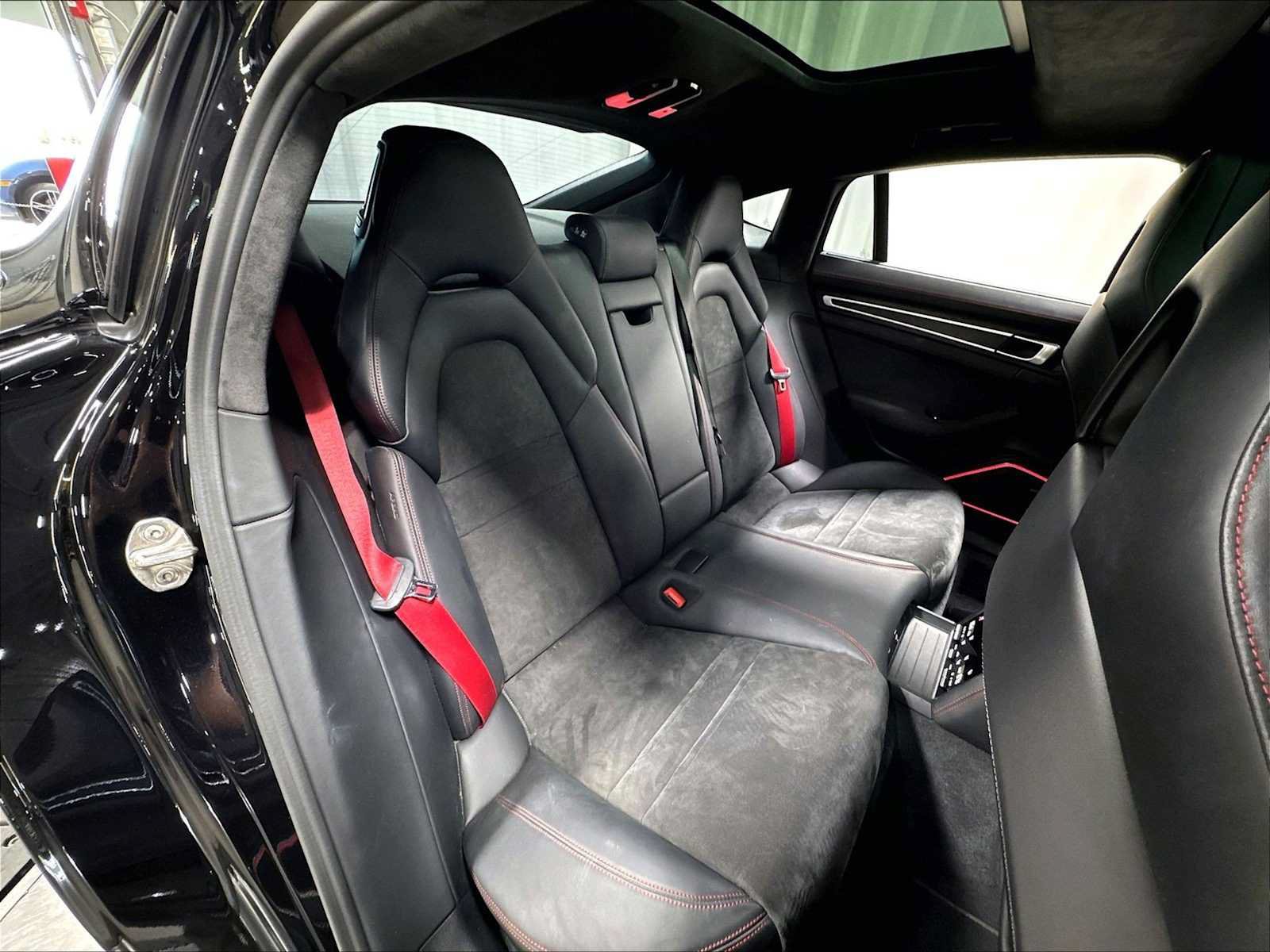 Used 2022 Porsche Panamera GTS AWD/4WD image 30