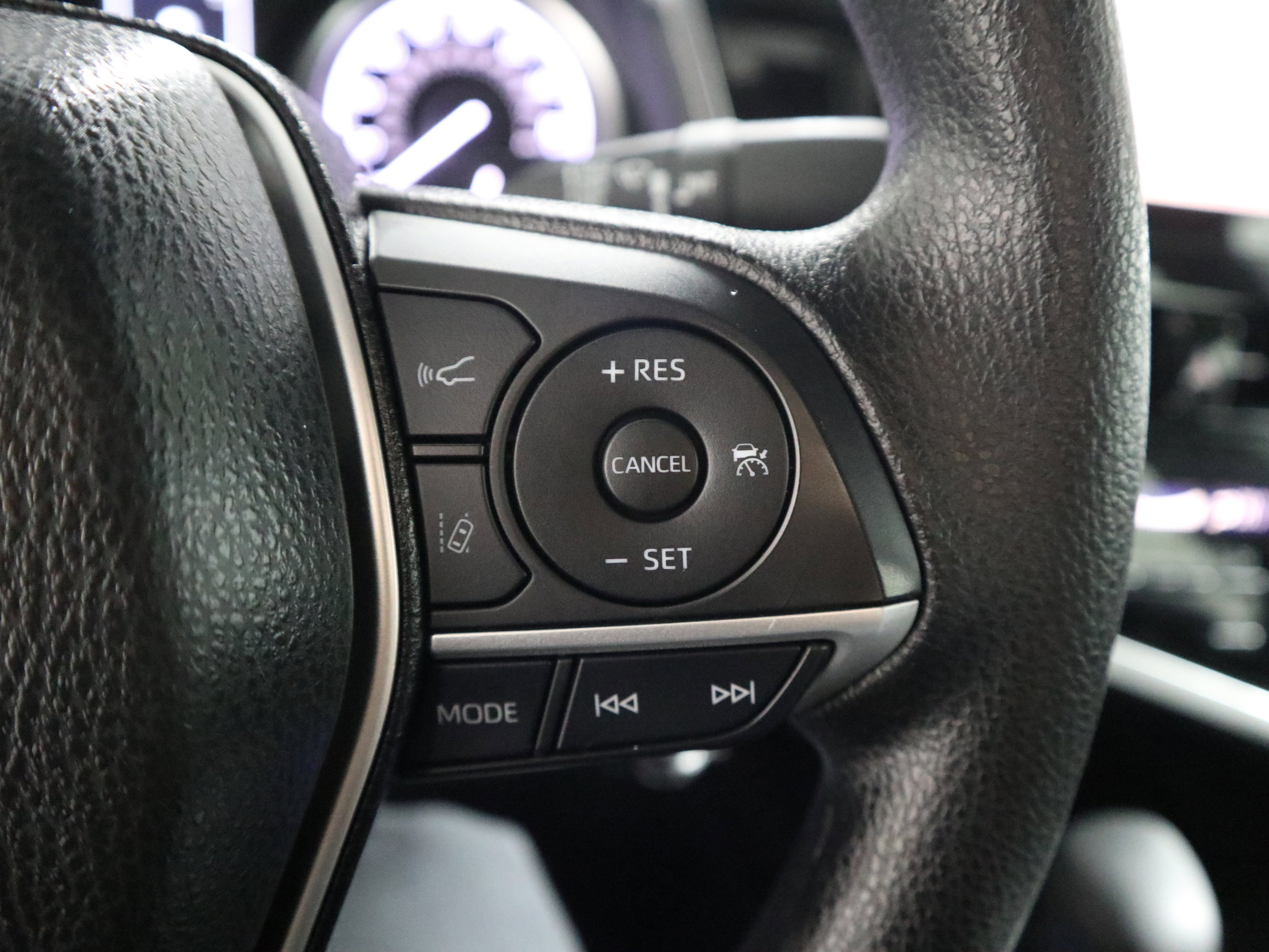 Used 2024 Toyota Camry LE image 27