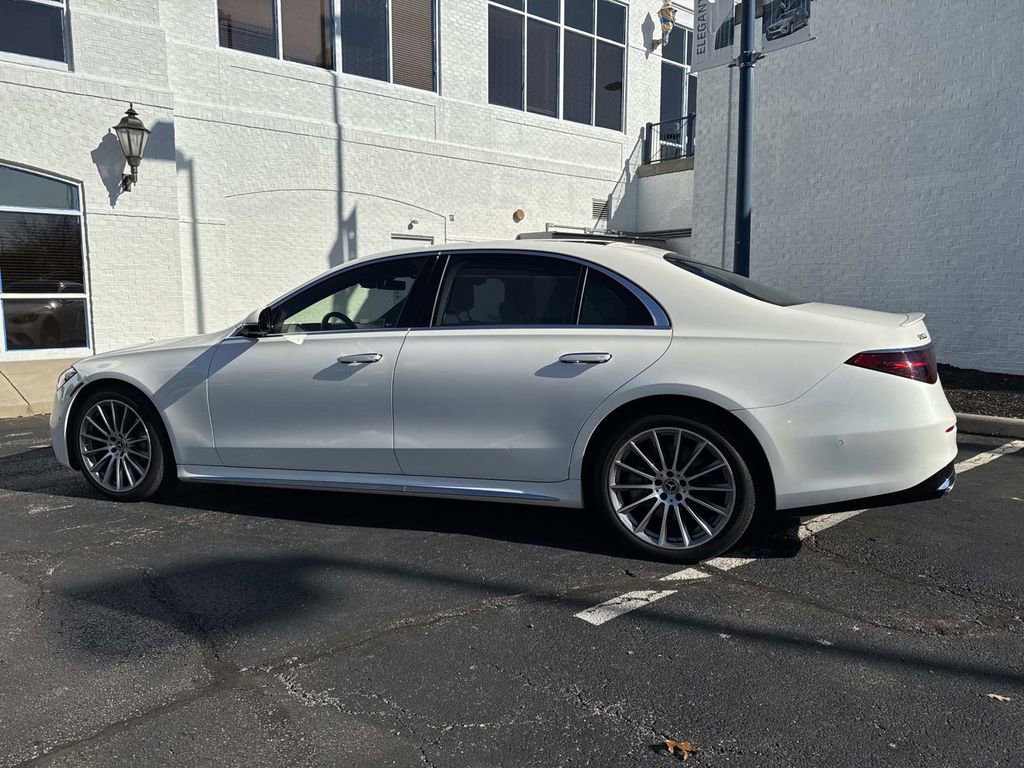 Certified 2023 Mercedes-Benz S 500 4MATIC w/ AMG Line image 4