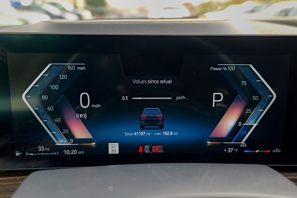 Used 2024 BMW X7 xDrive40i image 56