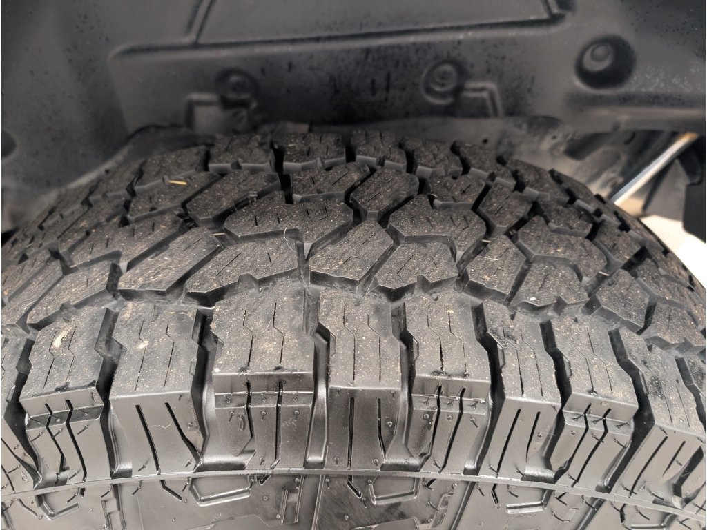 Used 2022 Jeep Wrangler Unlimited Sahara AWD/4WD image 20