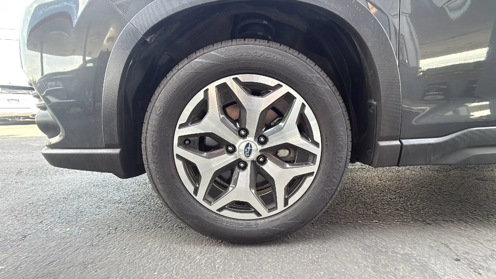 Used 2023 Subaru Forester Premium AWD/4WD image 12