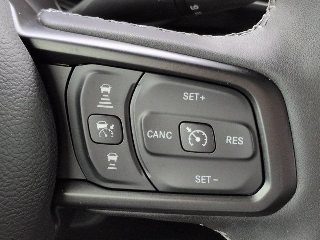 Used 2025 Jeep Gladiator Sport AWD/4WD image 25