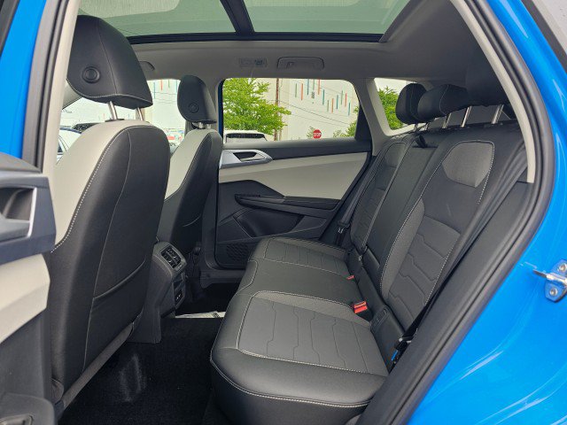 New 2026 Volkswagen Taos SE AWD/4WD image 19