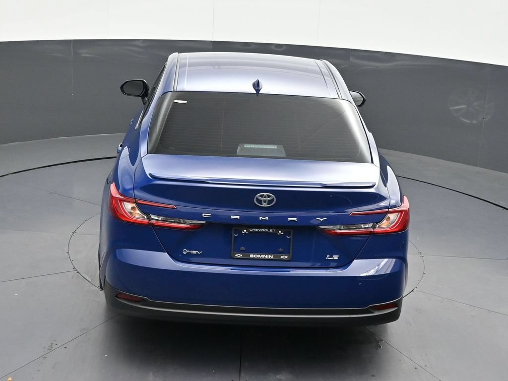 Used 2025 Toyota Camry LE w/ Convenience Package FWD image 18