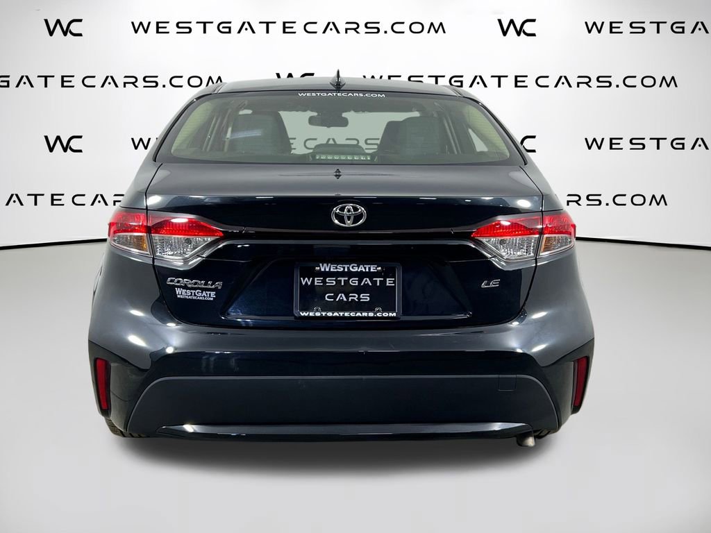 Used 2021 Toyota Corolla LE image 4