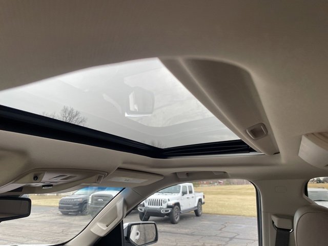 Used 2017 Chevrolet Tahoe Premier image 9