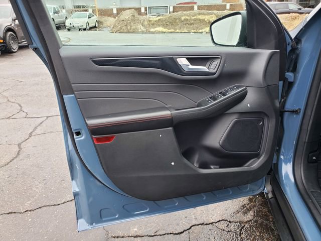 Used 2023 Ford Escape ST-Line image 9