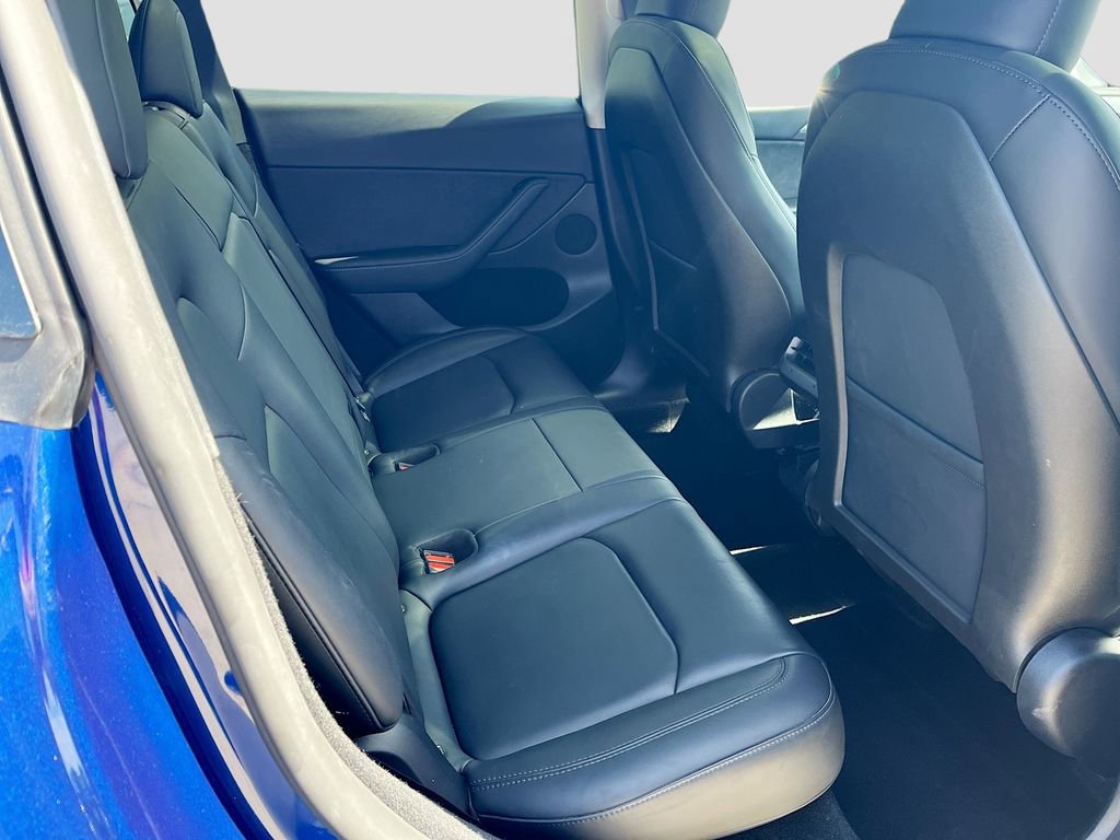 Used 2024 Tesla Model Y Long Range RWD image 28
