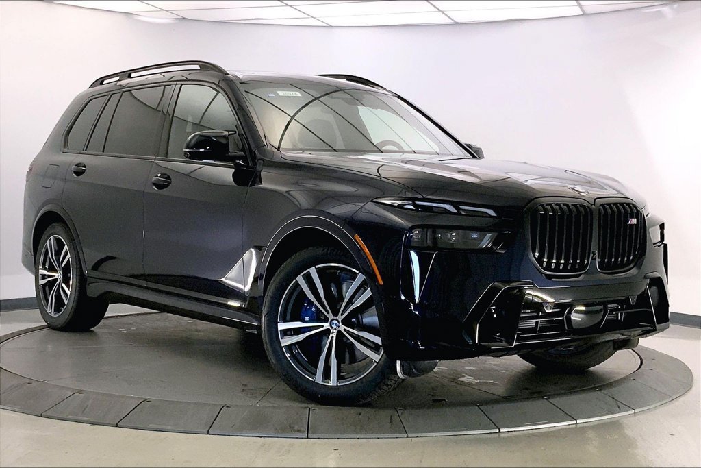 New 2026 BMW X7 M60i