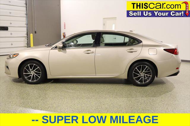 Used 2017 Lexus ES 350 w/ Navigation System Package FWD image 5