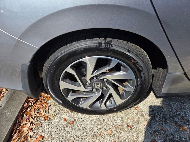 Used 2017 Honda Civic EX image 7
