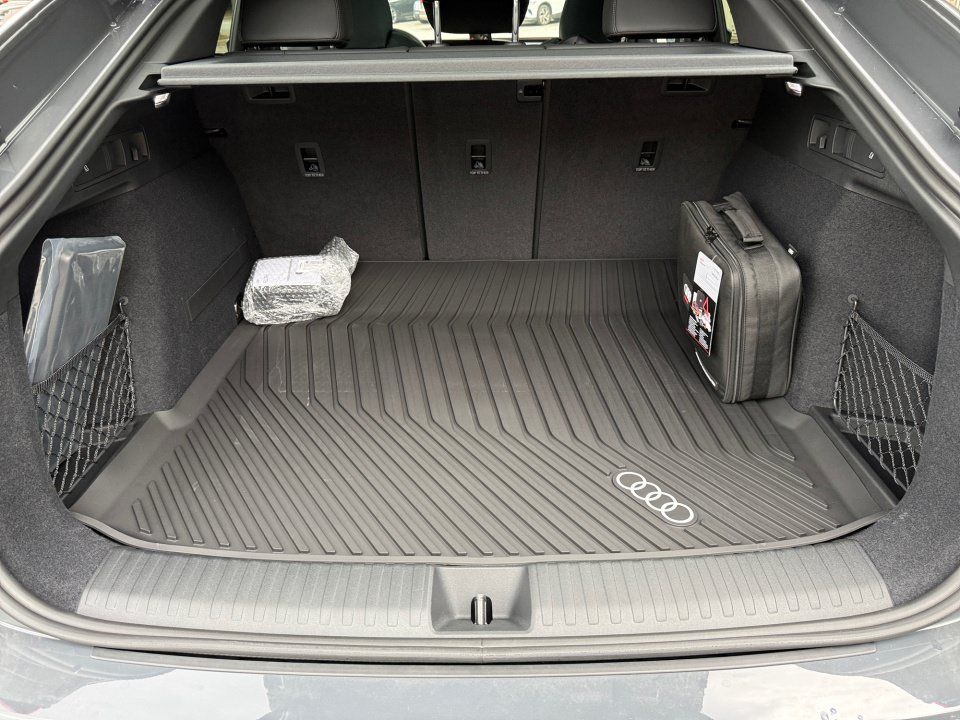 New 2027 Audi Q6 e-tron Premium Plus AWD/4WD image 15