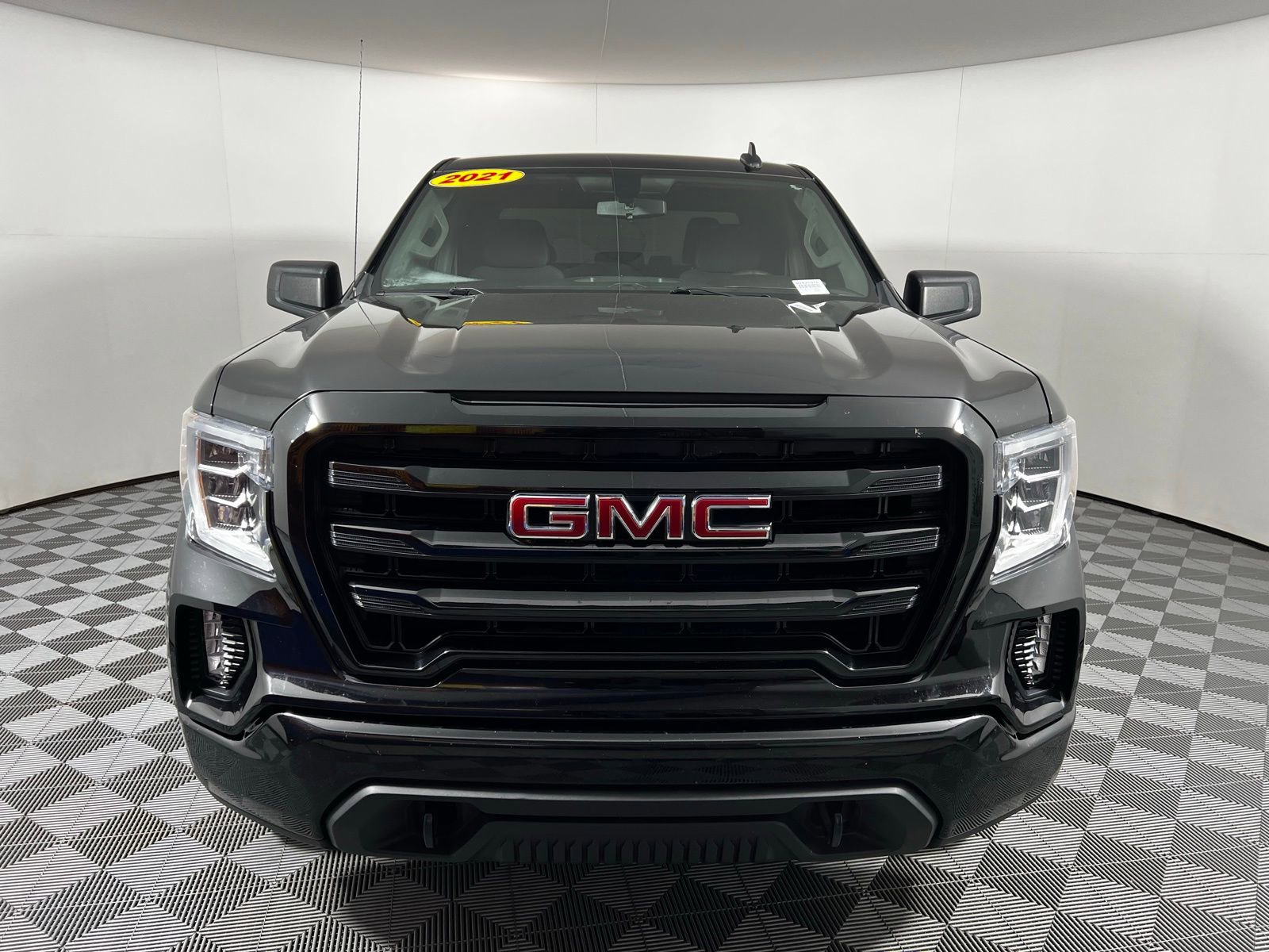 Used 2021 GMC Sierra 1500 Elevation w/ LPO, Elevation Black Package image 2