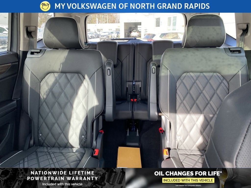 New 2026 Volkswagen Atlas SEL Premium R-Line image 18