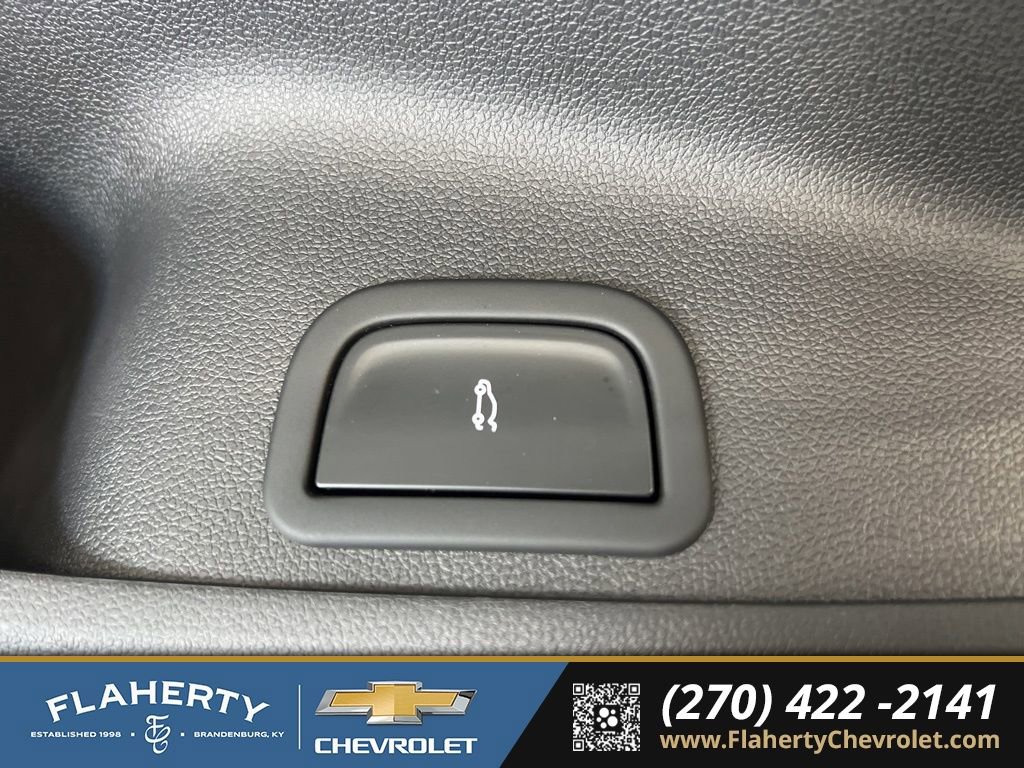 Used 2024 Chevrolet Traverse RS w/ LPO, Floor Liner Package image 24