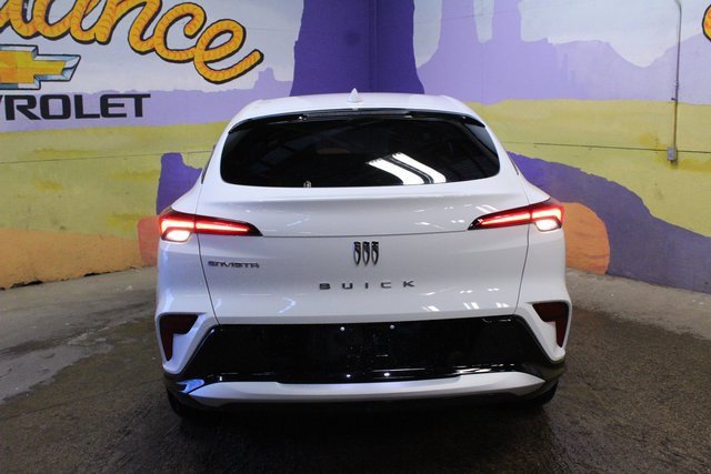 Used 2025 Buick Envista Sport Touring image 7