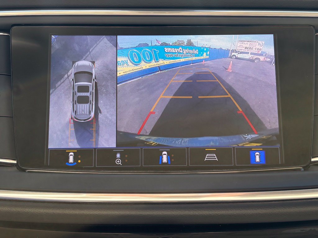 Used 2024 Buick Enclave Avenir AWD/4WD image 34