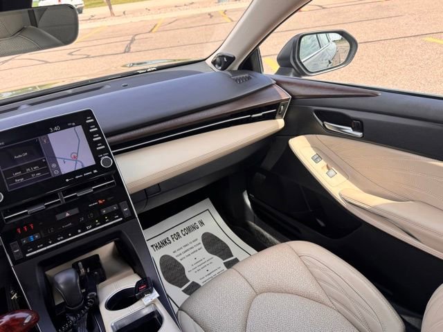 Used 2019 Toyota Avalon Limited w/ Advanced Safety Package FWD image 17