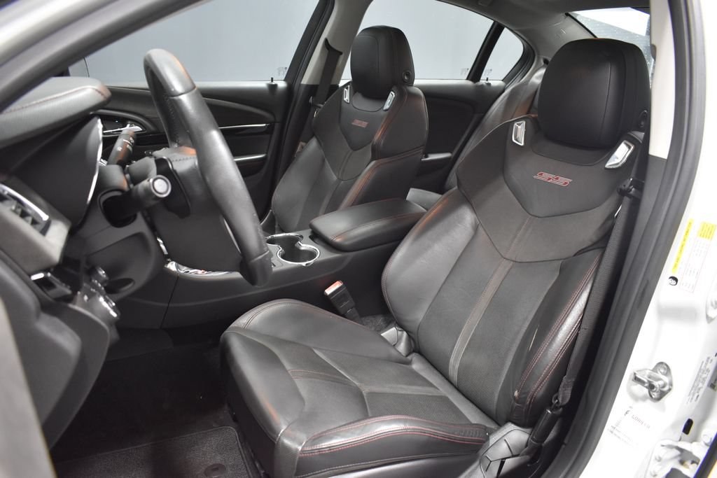 Used 2015 Chevrolet SS RWD image 5