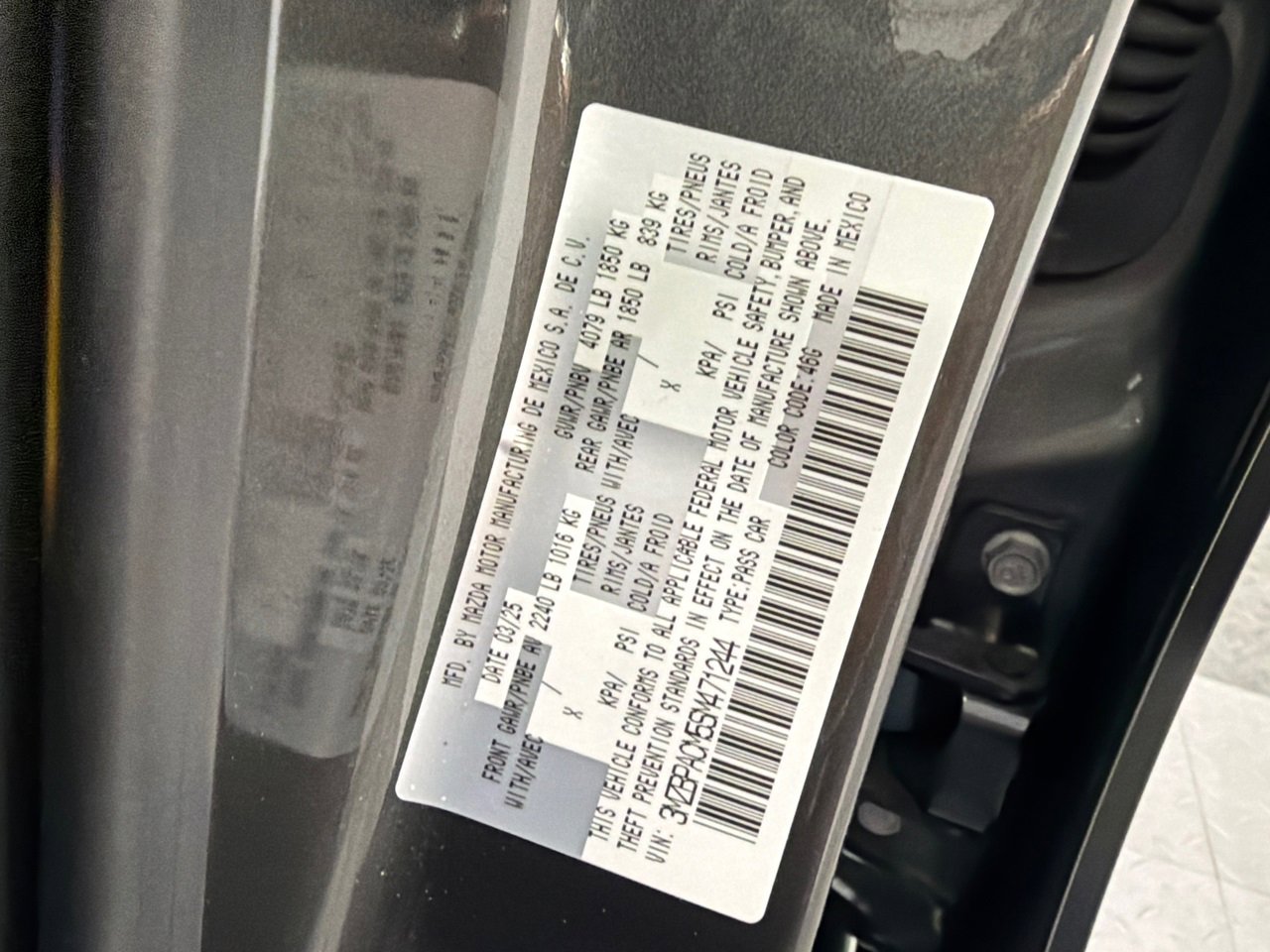 Certified 2025 MAZDA MAZDA3 s image 33