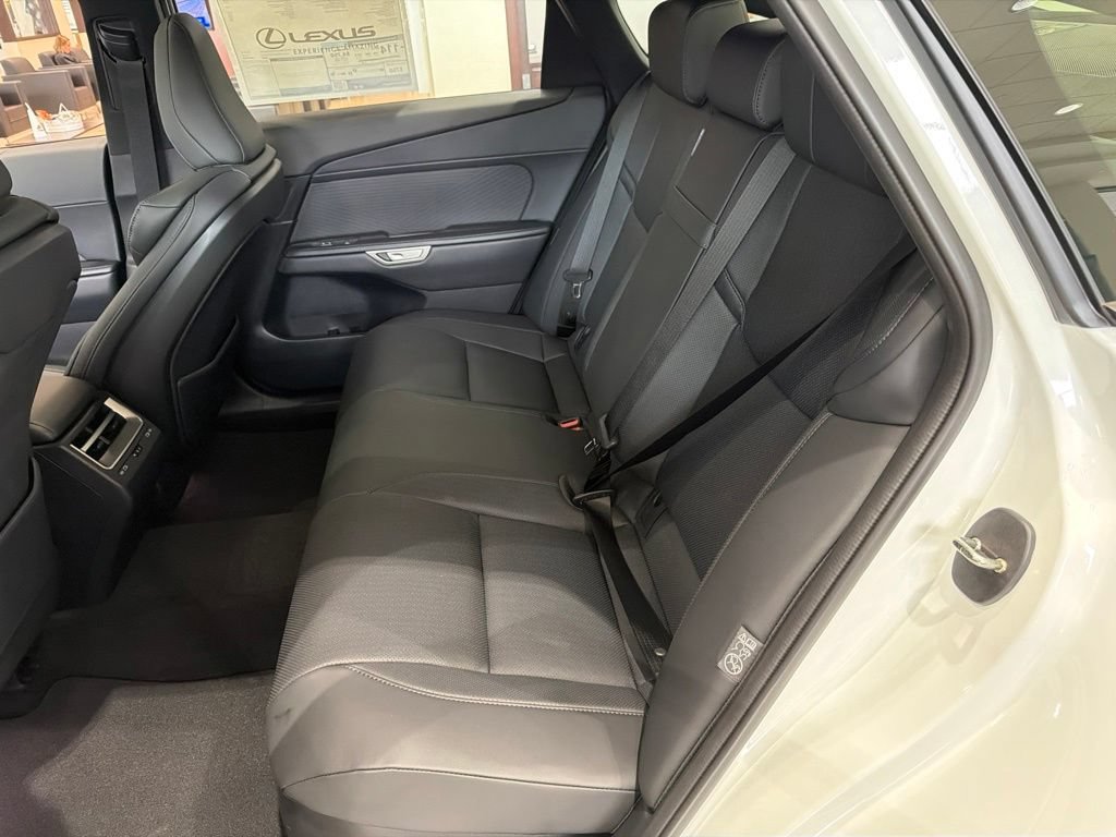 New 2026 Lexus ES 500e AWD/4WD image 19