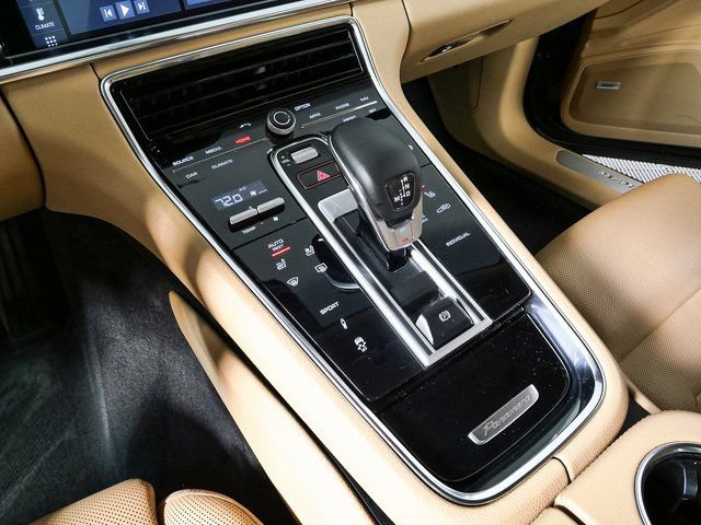 Certified 2019 Porsche Panamera 4 AWD/4WD image 18