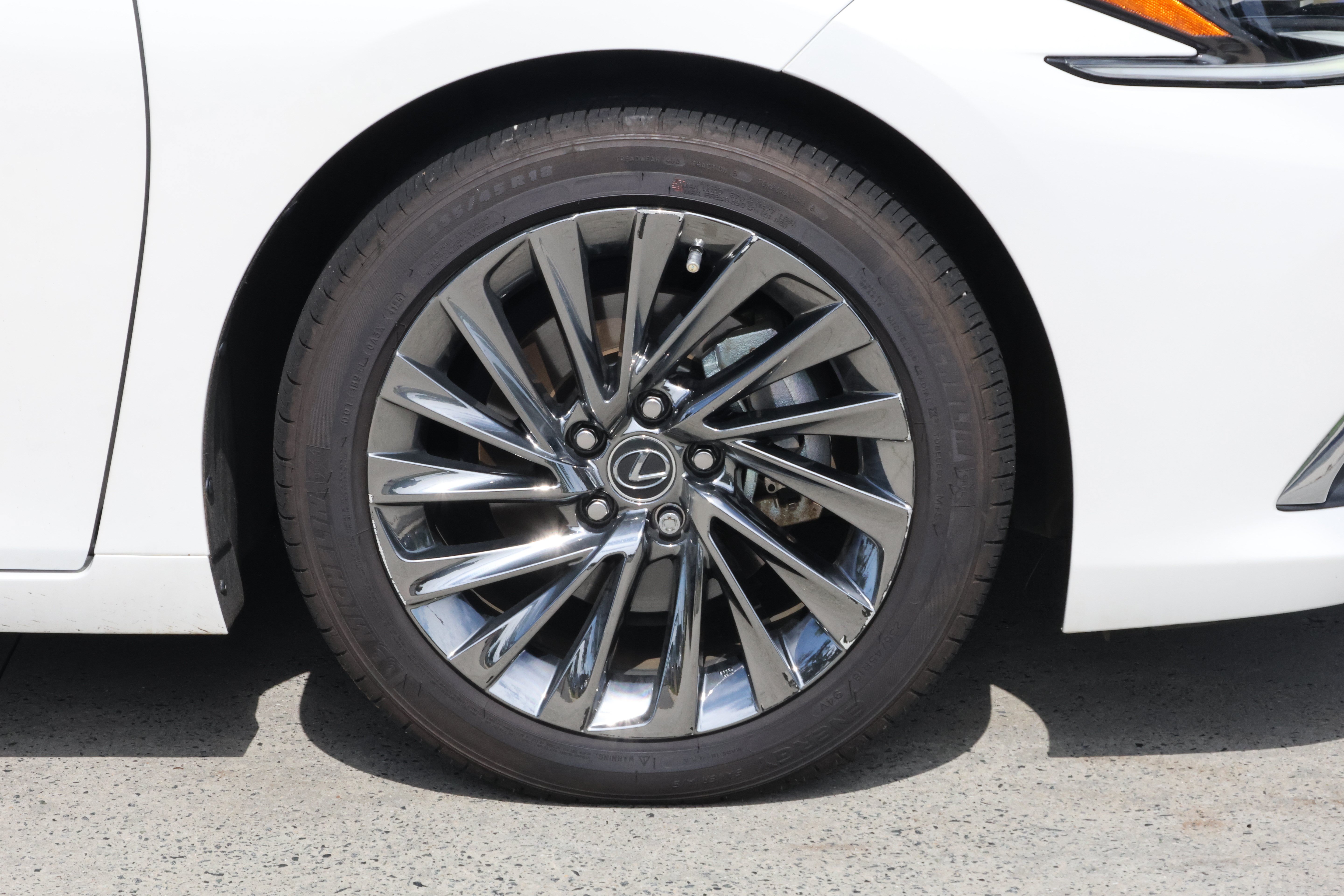 Certified 2024 Lexus ES 300h Ultra Luxury w/ Accessory Package (Z2) FWD image 11