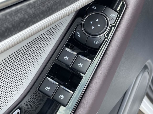 New 2026 Ford Explorer Platinum RWD image 17