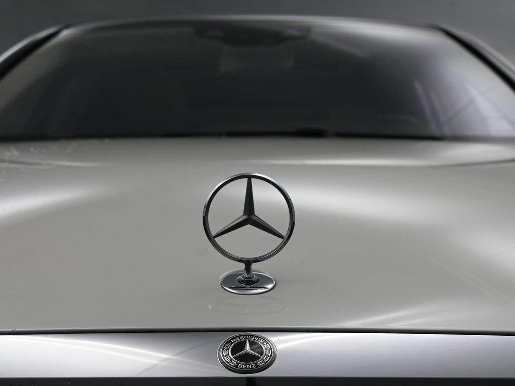 Used 2019 Mercedes-Benz S 560 Sedan image 11