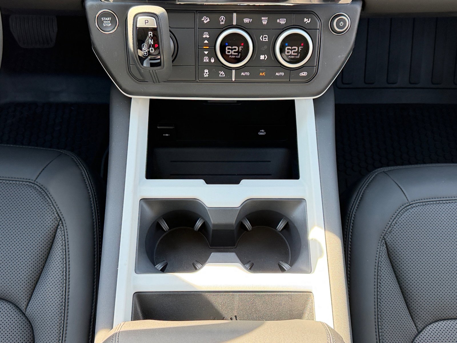 New 2026 Land Rover Defender 110 S AWD/4WD image 15