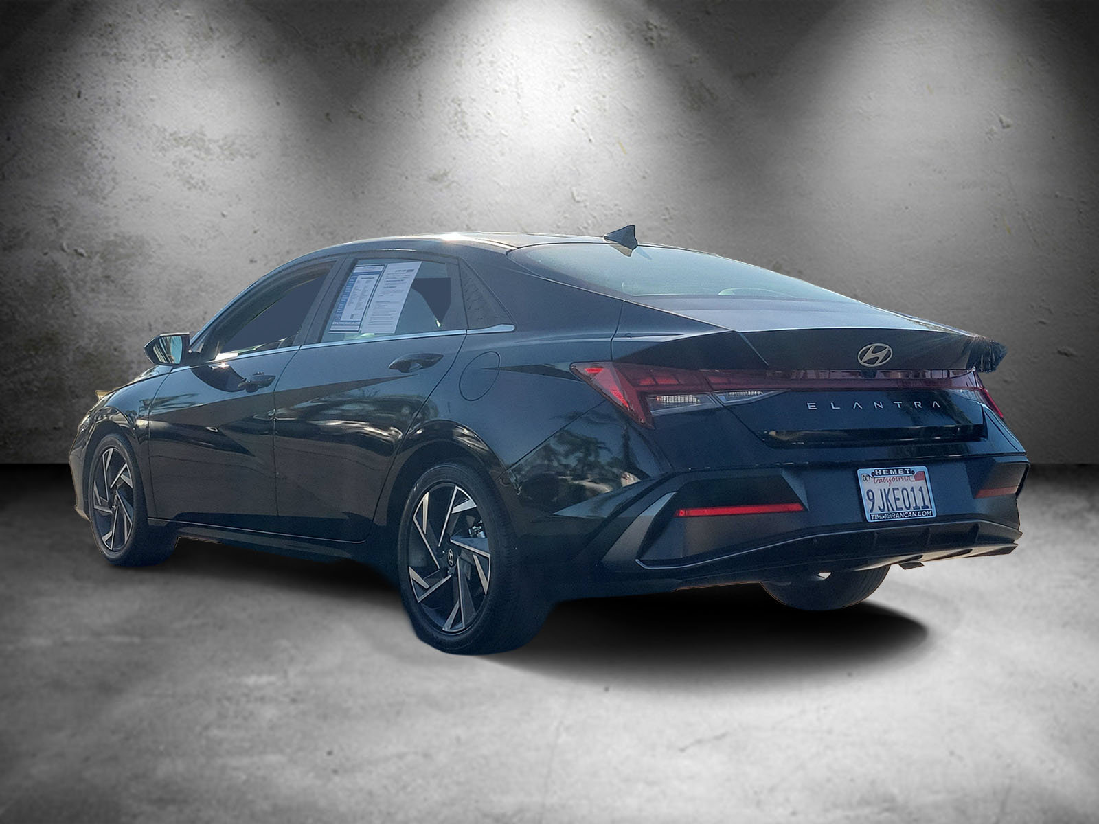 Certified 2024 Hyundai Elantra SEL w/ Convenience Package FWD image 4
