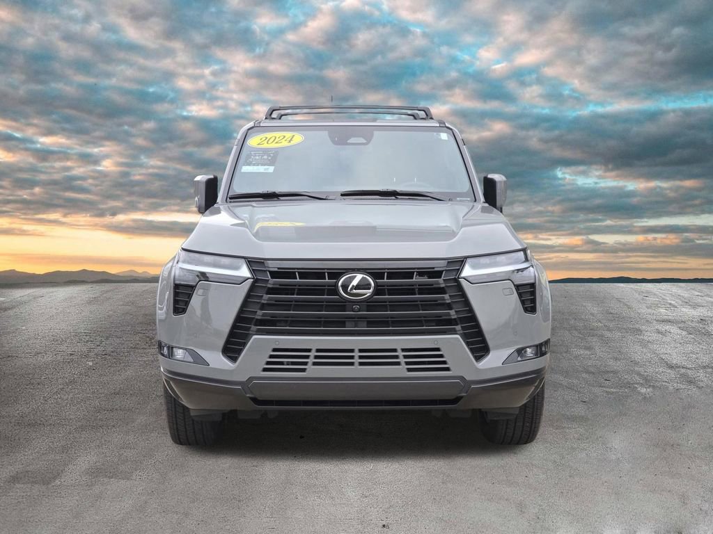 Used 2024 Lexus GX 550 w/ Accessory Package (Z1) image 3