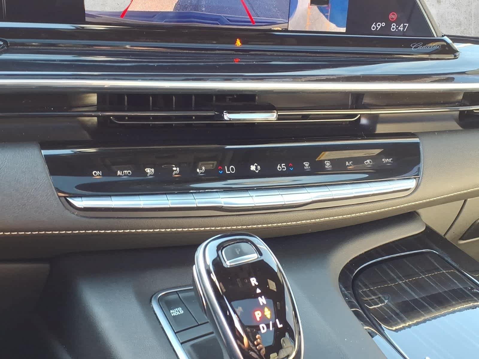 Used 2022 Cadillac Escalade Sport w/ Touring Package AWD/4WD image 19