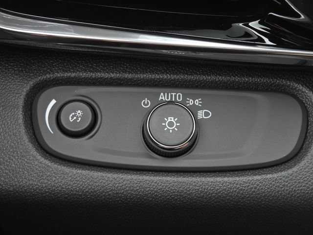 New 2026 Buick Envista Sport Touring w/ Convenience I Package FWD image 12