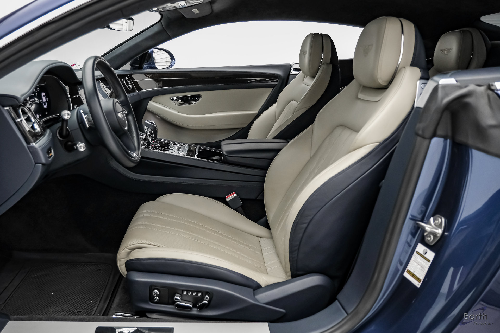 Used 2020 Bentley Continental GT V8 First Edition AWD/4WD image 34