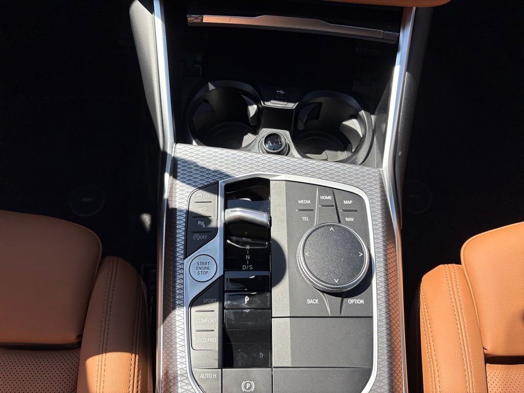 New 2026 BMW 330i xDrive Sedan AWD/4WD image 11