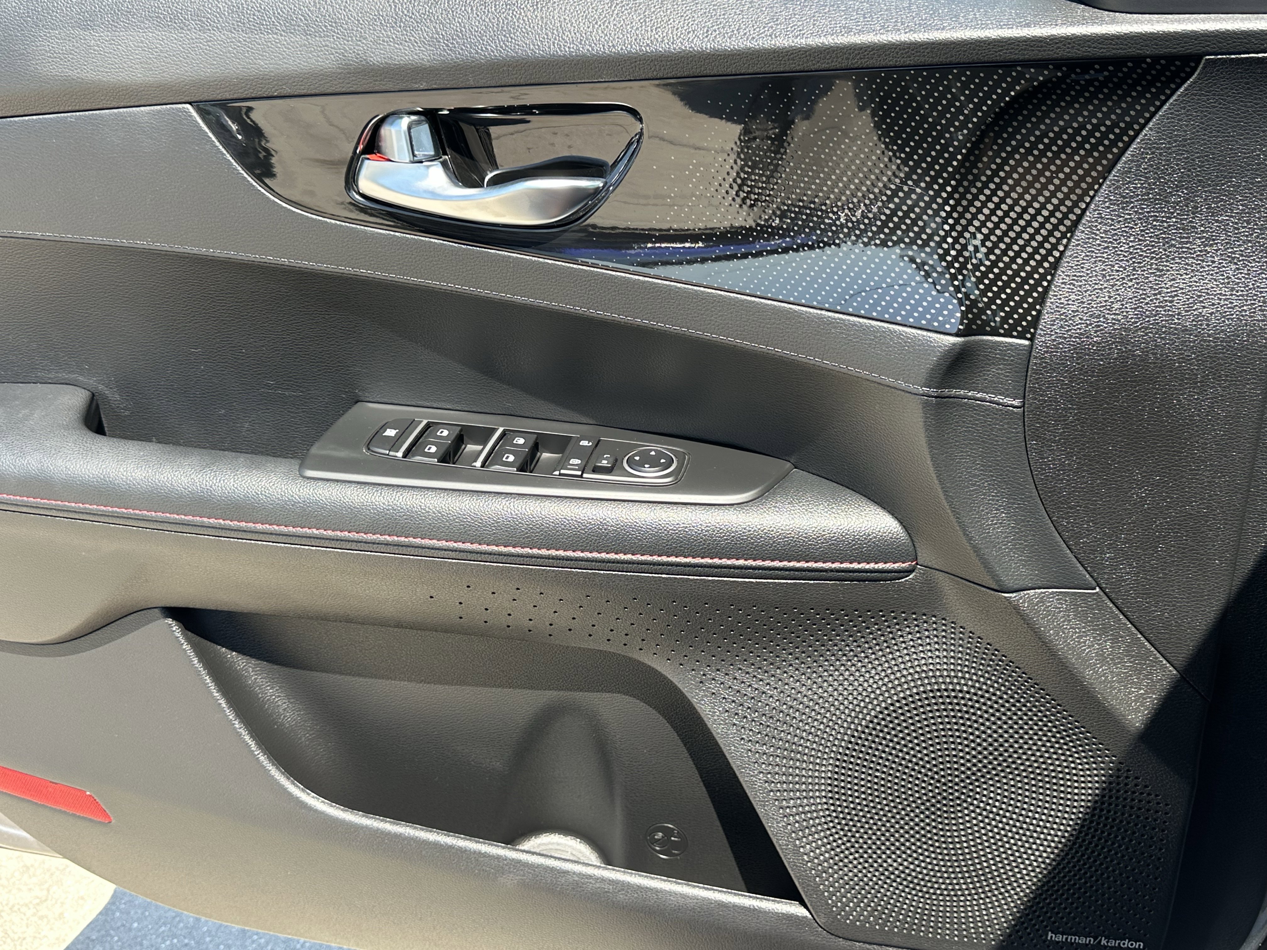 Certified 2023 Kia Forte GT w/ GT2 Package image 25