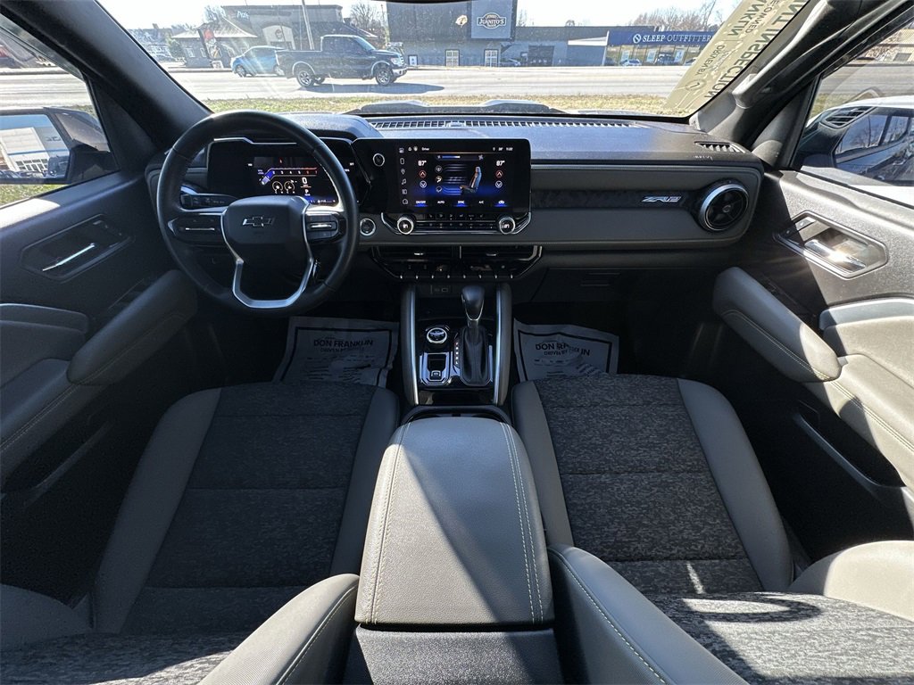 Used 2024 Chevrolet Colorado ZR2 image 21